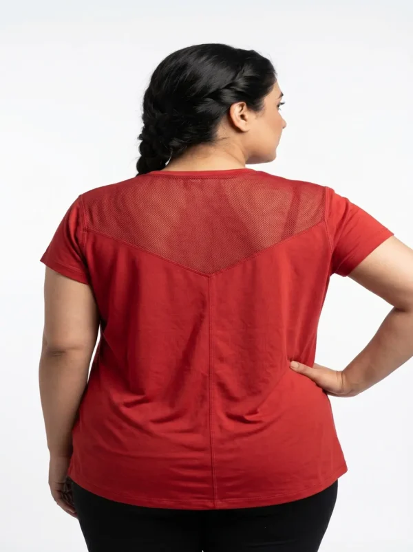 A_highly_photorealistic_studio_portrait_202606082351 Breeze Mesh-Back Crew Tee (Crimson Red) Sixe X-Large