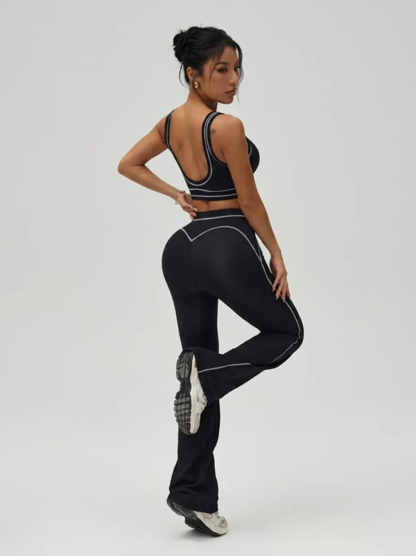 Enhance_the_image_for_maximum_202606141603 Activewear Matching Set