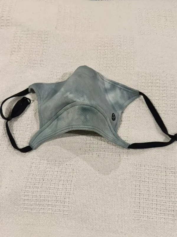 C3 Original lululemon Ear Loop Face Mask
