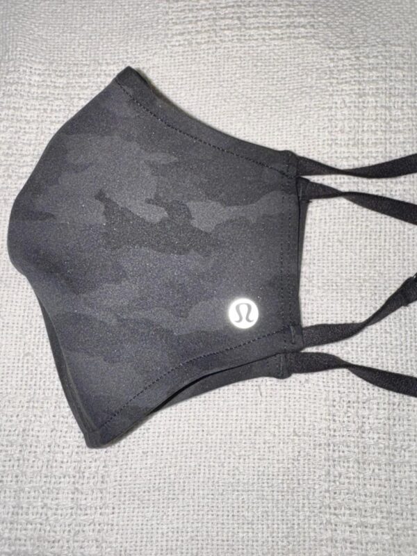 WhatsApp Image 2026-07-03 at 07.40.14 Original lululemon Double Strap Face